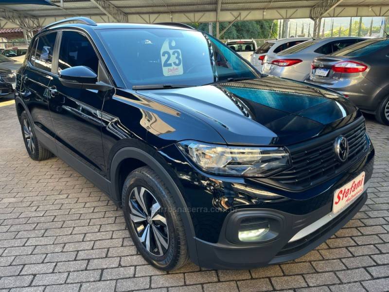 VOLKSWAGEN - T-CROSS - 2022/2023 - Preta - R$ 104.900,00