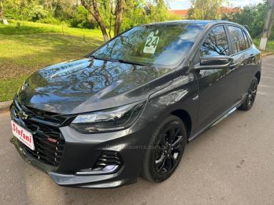 CHEVROLET - ONIX - 2023/2024 - Cinza - R$ 99.000,00