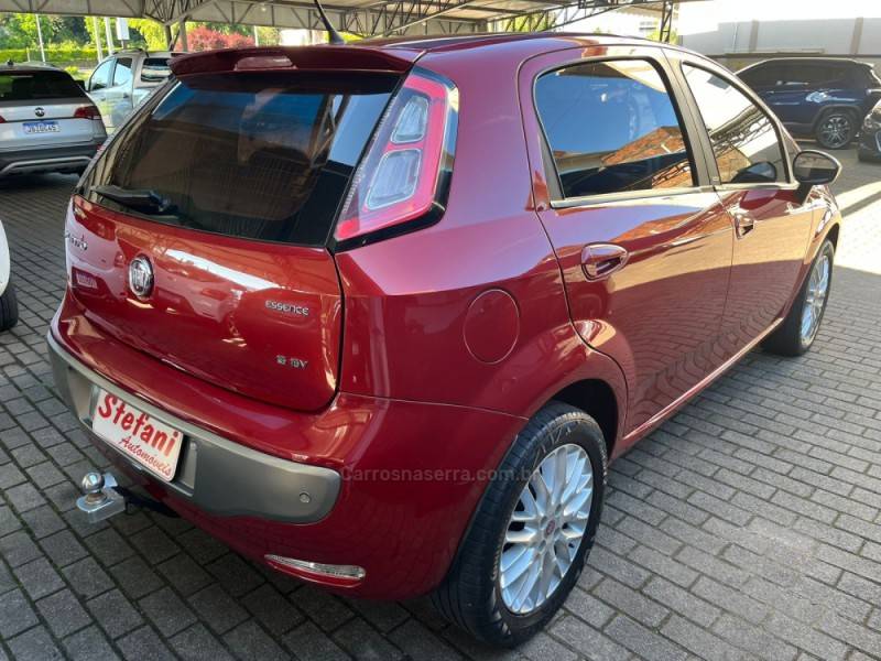 FIAT - PUNTO - 2012/2013 - Vermelha - R$ 41.900,00