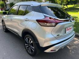 NISSAN - KICKS - 2021/2022 - Prata - R$ 101.000,00