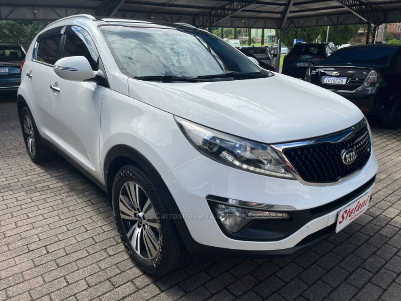 KIA MOTORS - SPORTAGE - 2015/2015 - Branca - R$ 88.900,00