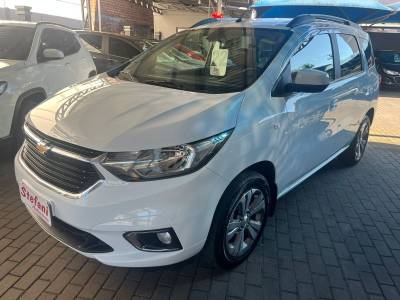 CHEVROLET - SPIN - 2021/2022 - Branca - R$ 84.900,00