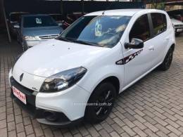 RENAULT - SANDERO - 2013/2014 - Branca - R$ 38.900,00