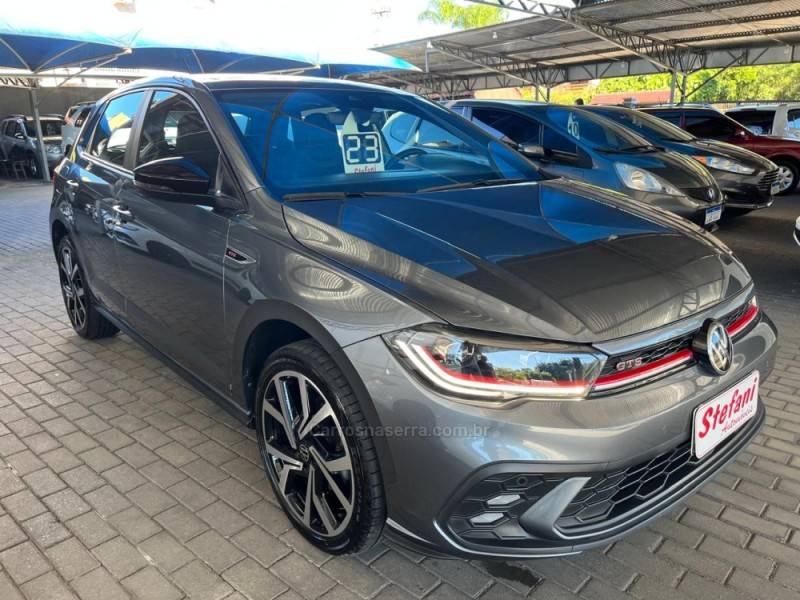 VOLKSWAGEN - POLO - 2023/2023 - Cinza - R$ 129.900,00