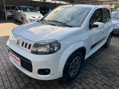 FIAT - UNO - 2012/2013 - Branca - R$ 42.900,00