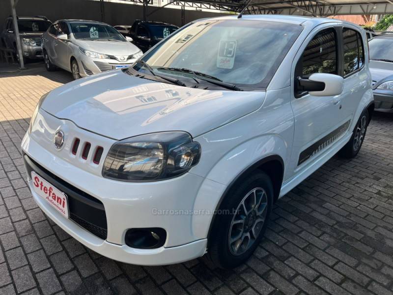 FIAT - UNO - 2012/2013 - Branca - R$ 42.900,00