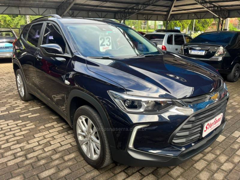 CHEVROLET - TRACKER - 2022/2023 - Azul - R$ 105.900,00