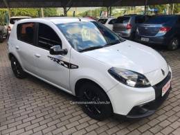 RENAULT - SANDERO - 2013/2014 - Branca - R$ 38.900,00