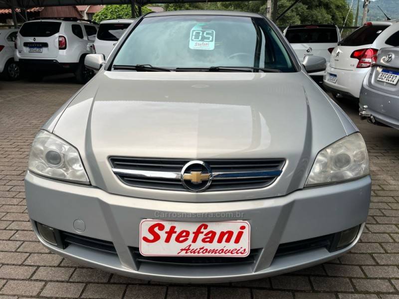 CHEVROLET - ASTRA - 2005/2005 - Bege - R$ 28.900,00