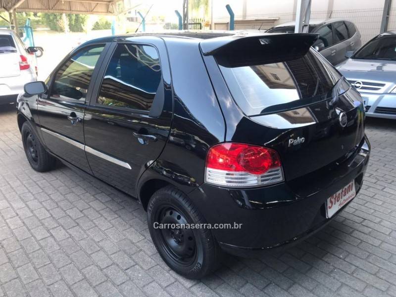 FIAT - PALIO - 2009/2010 - Preta - R$ 29.900,00