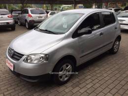 VOLKSWAGEN - FOX - 2009/2009 - Prata - R$ 22.900,00
