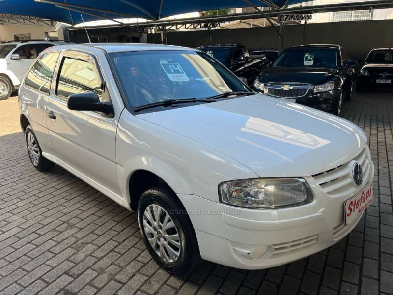 VOLKSWAGEN - GOL - 2013/2014 - Branca - R$ 33.000,00