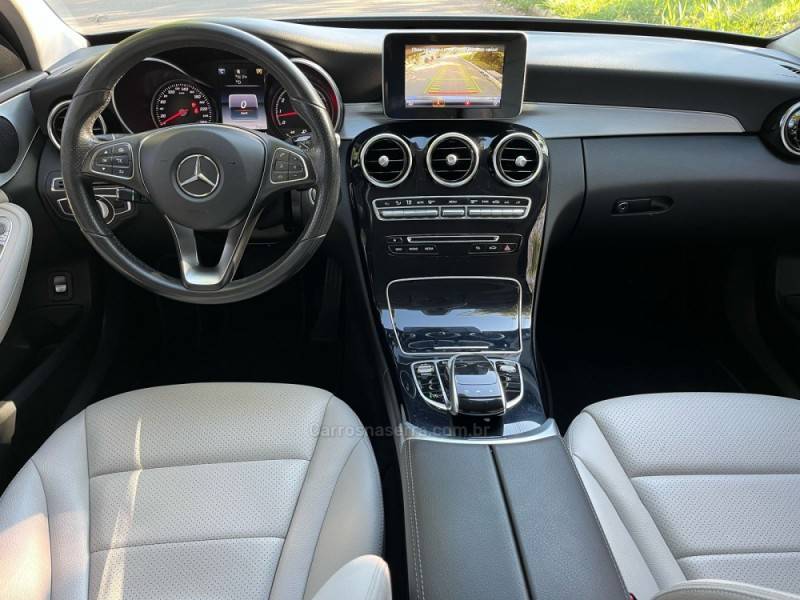 MERCEDES-BENZ - C 180 - 2017/2017 - Cinza - R$ 118.000,00