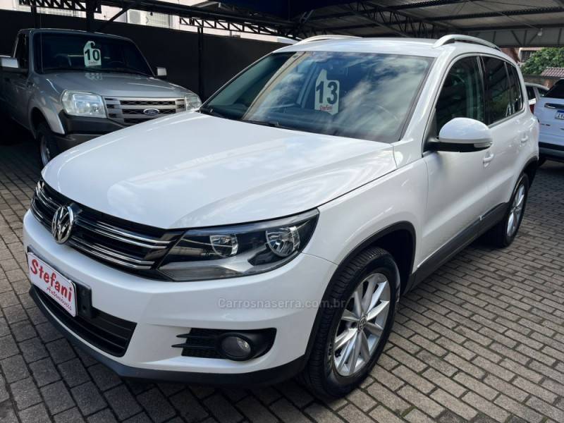 VOLKSWAGEN - TIGUAN - 2013/2013 - Branca - R$ 68.900,00