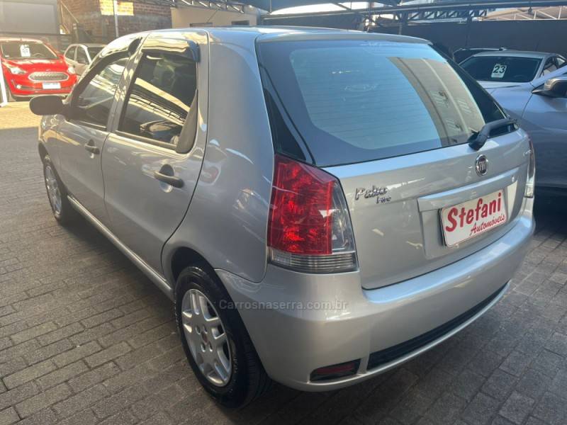 FIAT - PALIO - 2009/2010 - Prata - R$ 30.900,00