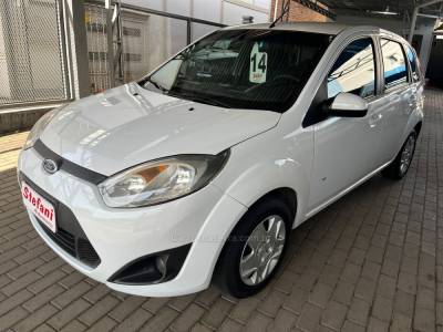 FORD - FIESTA - 2014/2014 - Branca - R$ 36.900,00