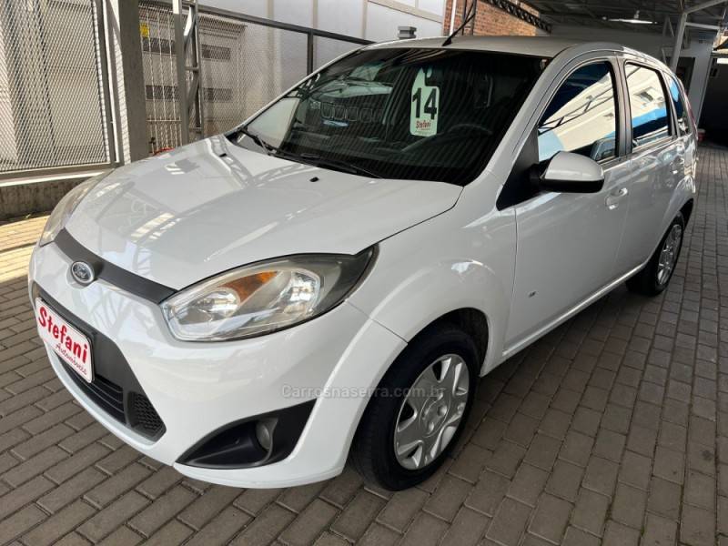 FORD - FIESTA - 2014/2014 - Branca - R$ 36.900,00