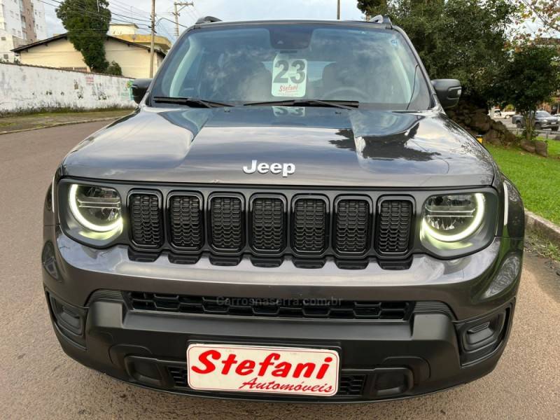 JEEP - RENEGADE - 2022/2023 - Cinza - R$ 109.900,00