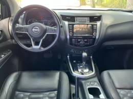 NISSAN - FRONTIER - 2023/2024 - Prata - R$ 215.000,00