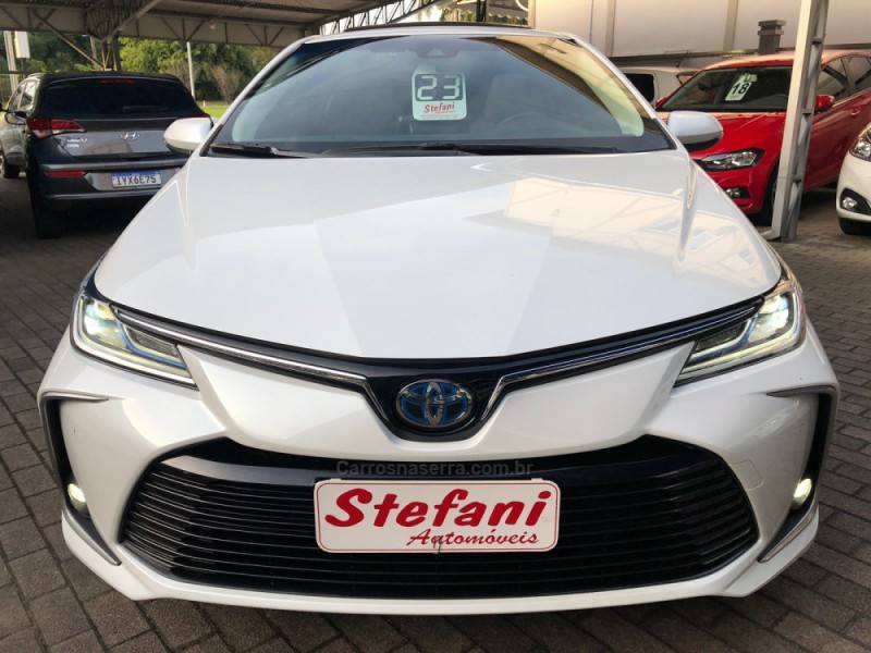 TOYOTA - COROLLA - 2022/2023 - Branca - R$ 158.000,00