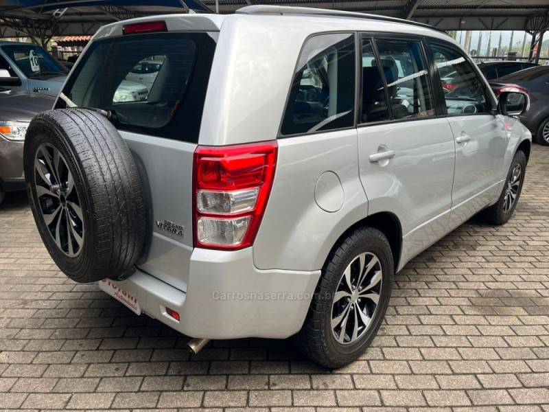 SUZUKI - GRAND VITARA - 2012/2013 - Prata - R$ 55.900,00