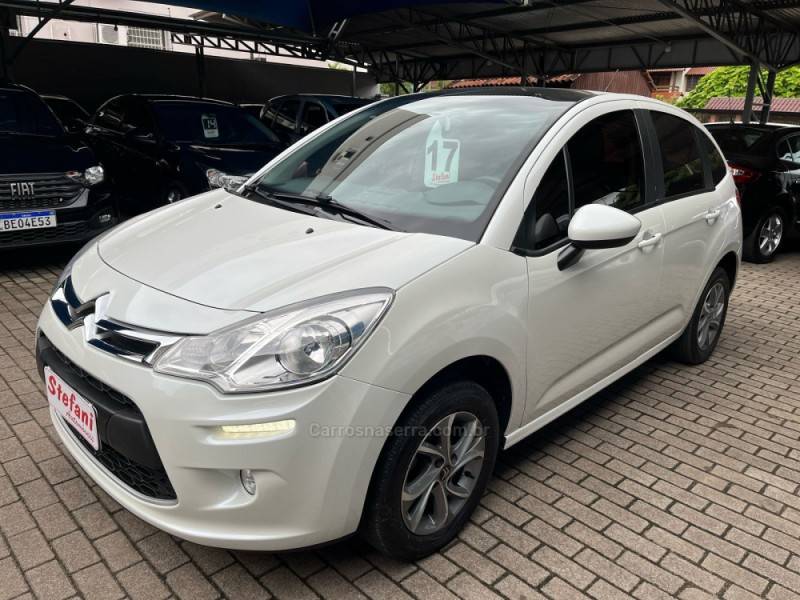CITROËN - C3 - 2016/2017 - Branca - R$ 54.900,00