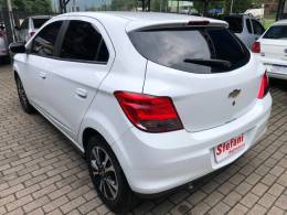 CHEVROLET - ONIX - 2014/2015 - Branca - R$ 58.900,00