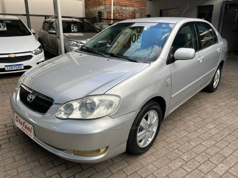 TOYOTA - COROLLA - 2007/2008 - Prata - R$ 46.900,00