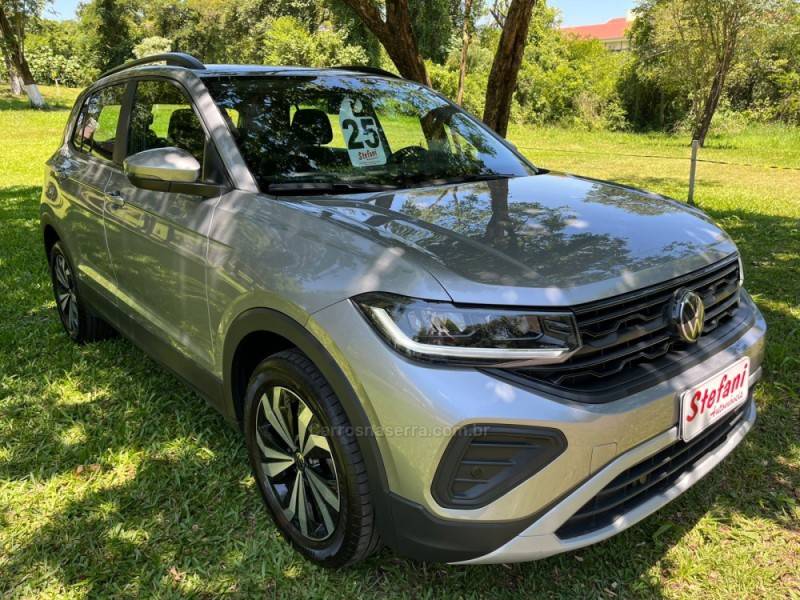 VOLKSWAGEN - T-CROSS - 2024/2025 - Prata - R$ 134.900,00