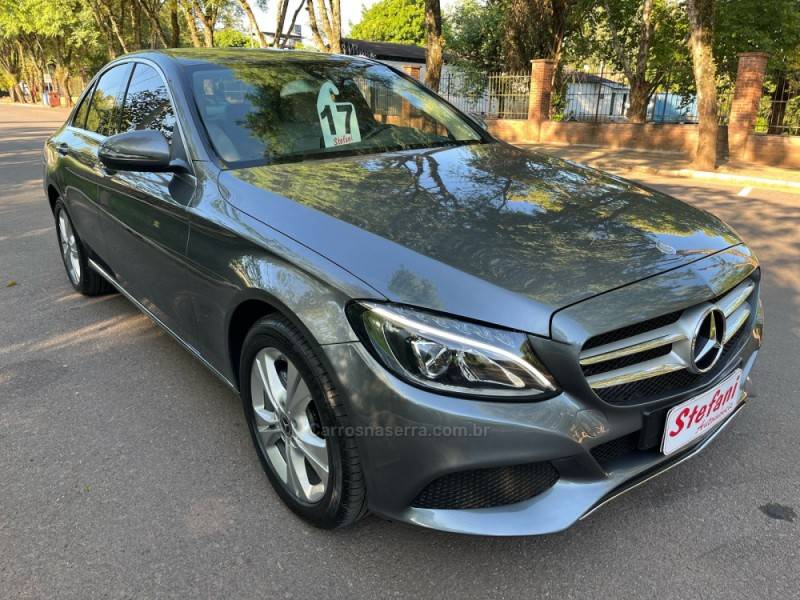MERCEDES-BENZ - C 180 - 2017/2017 - Cinza - R$ 118.000,00