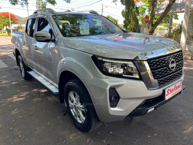 NISSAN - FRONTIER - 2023/2024 - Prata - R$ 215.000,00