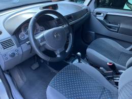 CHEVROLET - MERIVA - 2008/2009 - Prata - R$ 24.900,00