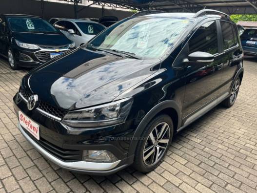 VOLKSWAGEN FOX 2020