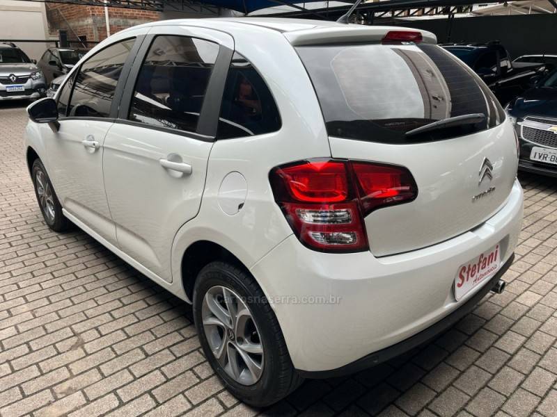 CITROËN - C3 - 2016/2017 - Branca - R$ 54.900,00