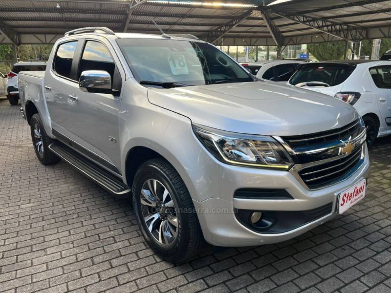 CHEVROLET - S10 - 2017/2018 - Prata - R$ 136.900,00