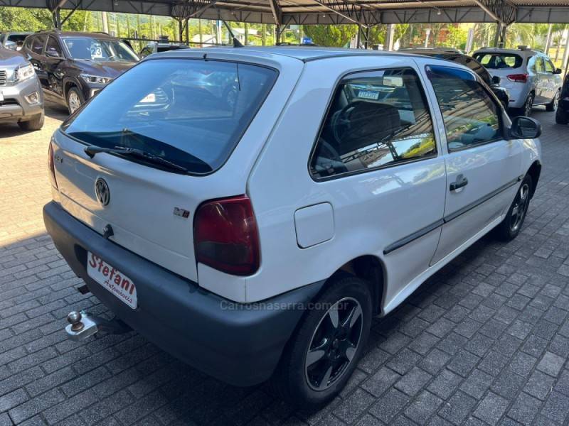 VOLKSWAGEN - GOL - 1998/1999 - Branca - R$ 12.500,00