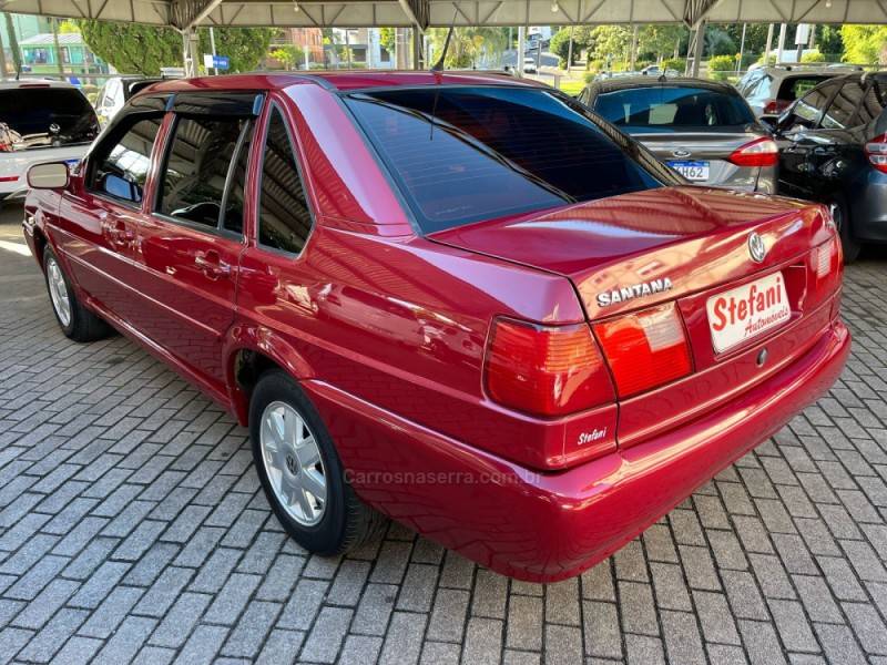 VOLKSWAGEN - SANTANA - 2001/2001 - Vermelha - R$ 22.900,00