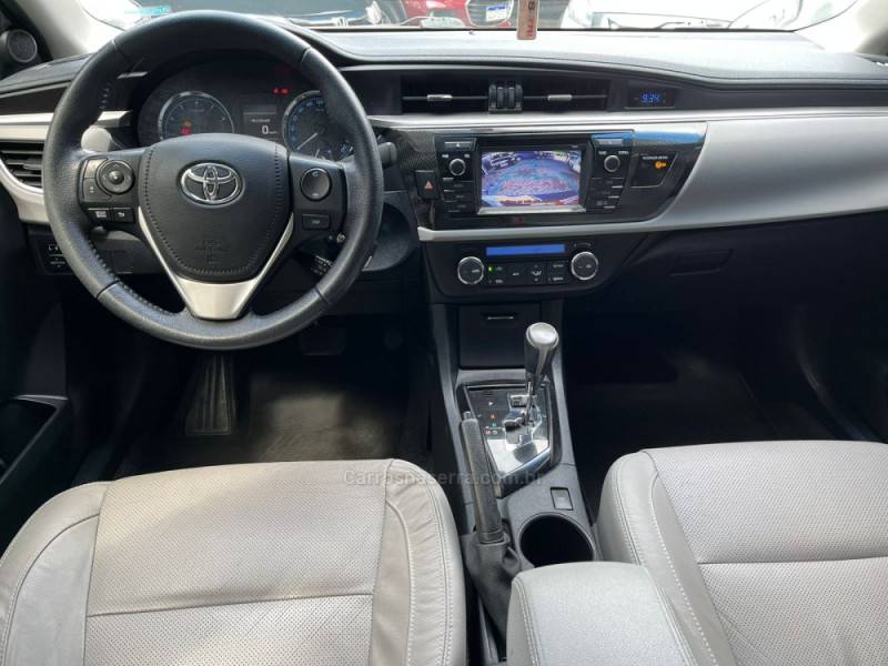 TOYOTA - COROLLA - 2014/2015 - Preta - R$ 84.900,00