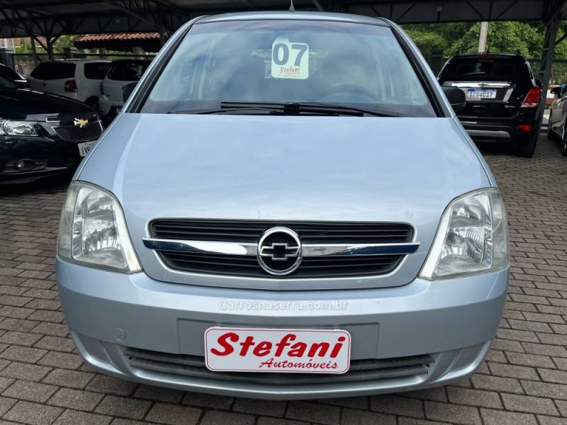 CHEVROLET - MERIVA - 2006/2007 - Prata - R$ 28.900,00