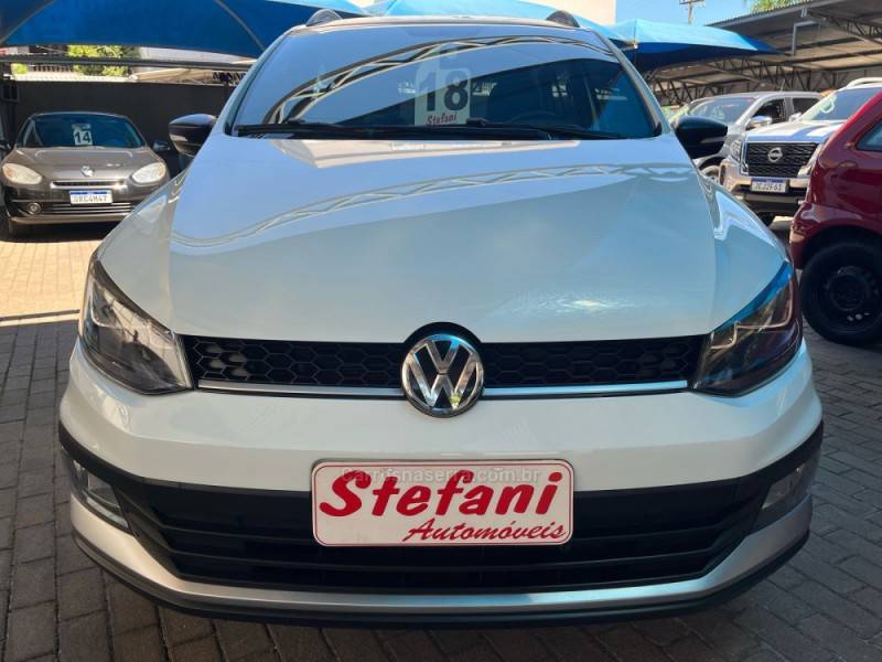 VOLKSWAGEN - FOX - 2017/2018 - Branca - R$ 61.900,00