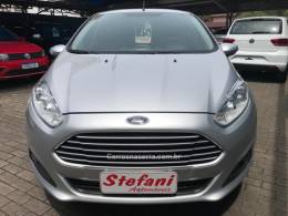 FORD - FIESTA - 2014/2015 - Prata - R$ 45.900,00