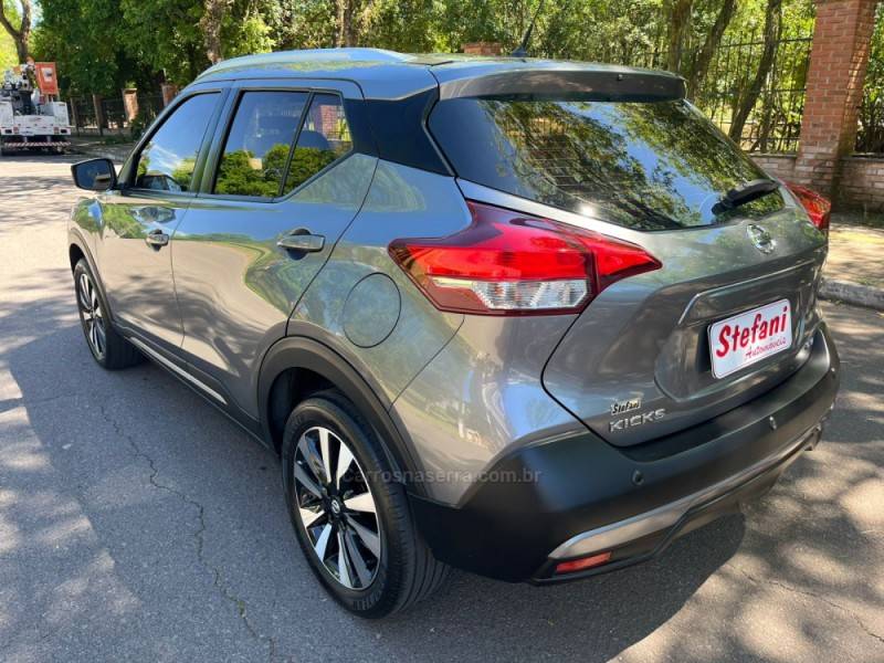 NISSAN - KICKS - 2019/2019 - Cinza - R$ 86.900,00