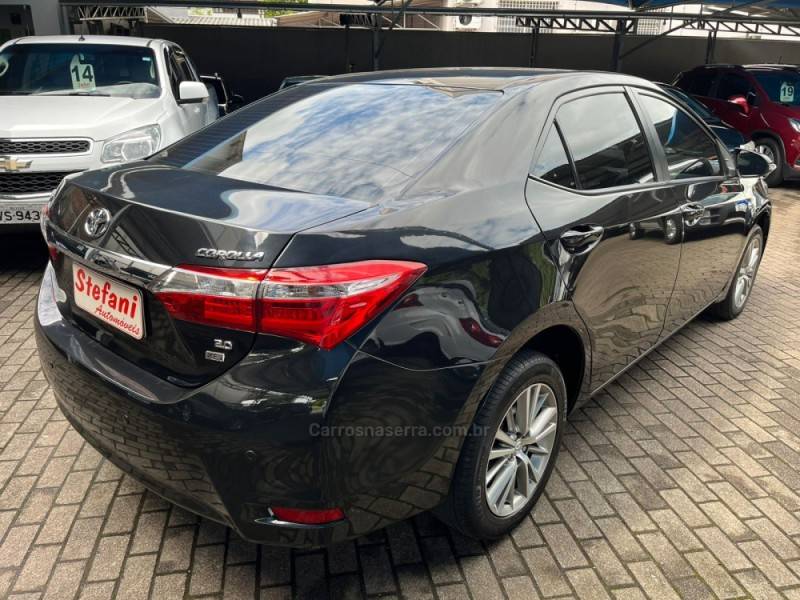 TOYOTA - COROLLA - 2014/2015 - Preta - R$ 84.900,00