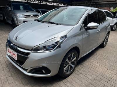 PEUGEOT - 208 - 2017/2018 - Prata - R$ 65.900,00