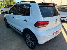 VOLKSWAGEN - FOX - 2017/2018 - Branca - R$ 61.900,00