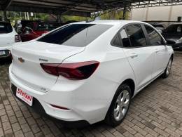 CHEVROLET - ONIX - 2023/2024 - Branca - R$ 96.900,00