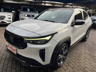 FIAT - FASTBACK - 2023/2024 - Branca - R$ 124.900,00