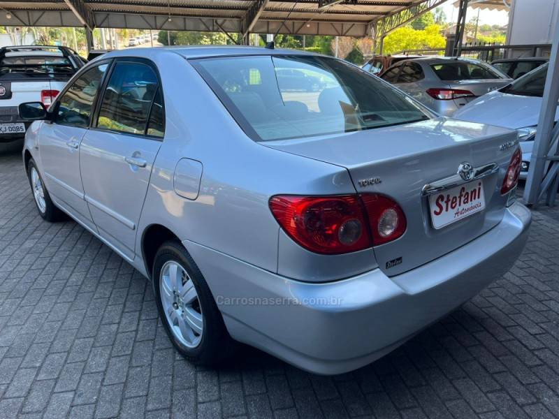 TOYOTA - COROLLA - 2007/2008 - Prata - R$ 46.900,00
