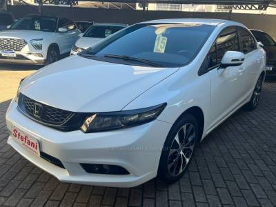 HONDA - CIVIC - 2014/2015 - Branca - R$ 79.000,00