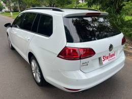 VOLKSWAGEN - GOLF - 2016/2017 - Branca - R$ 85.900,00